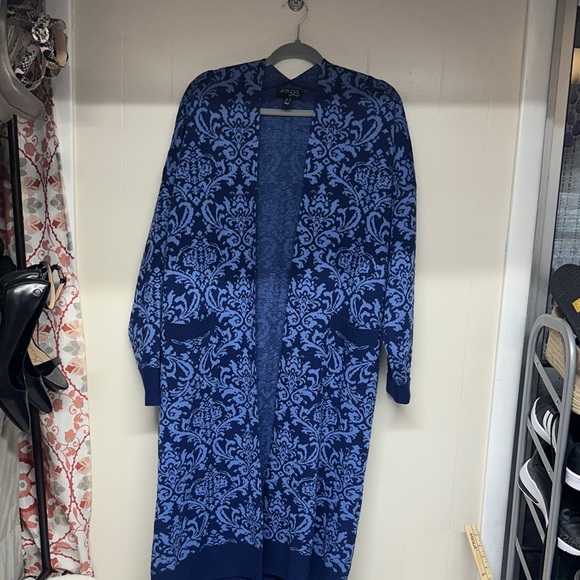Attitudes by Renee Navy and Light Blue Cardigan - Picture 1 of 10